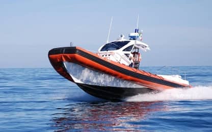 Sardegna, peschereccio affonda dopo collisione in mare: un disperso