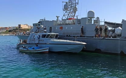 Migranti, varato piano trasferimenti da Lampedusa a Porto Empedocle