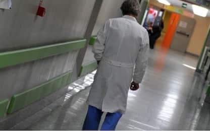 Italia, aumentano i casi di cancro prima dei 50 anni: i sintomi