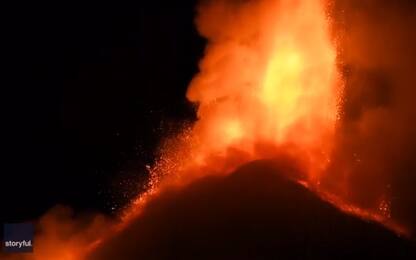 Eruzione Etna, getti di lava fino a 1.500 metri di altezza. VIDEO