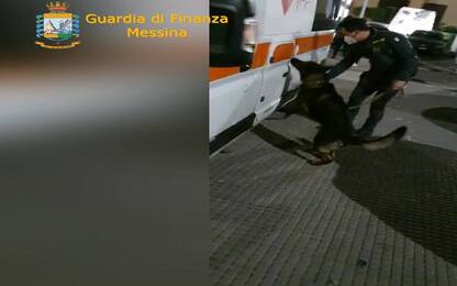 Messina, trasportano 30 chili di marijuana in ambulanza: arrestati