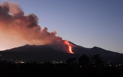 Etna, continua l’attività eruttiva: emessi 750mila metri cubi di lava