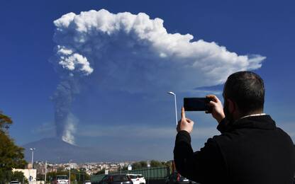 Etna, vulcano sempre in attività: decimo parossismo dal 16 febbraio