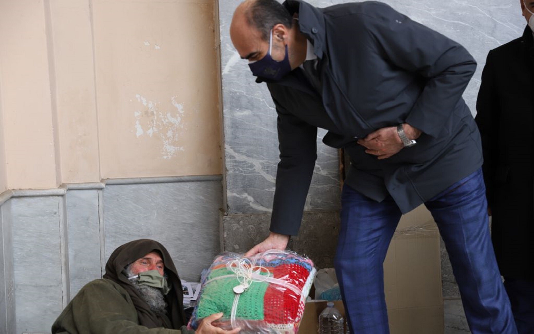 La consegna della "Coperta della speranza" La consegna della "Coperta della speranza"