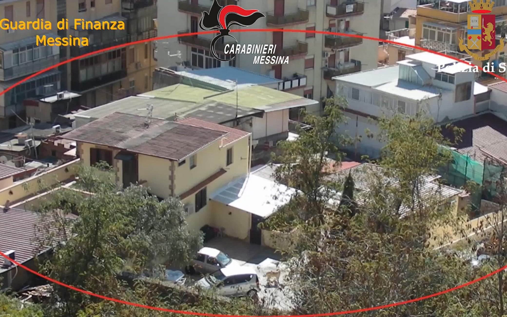 Un fermo immagine tratto da un video dell'operazione Un fermo immagine tratto da un video dell'operazione
