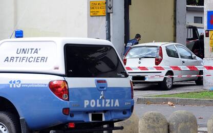 Roma, falso allarme bomba in un’auto: artificieri in Piazza Sempione