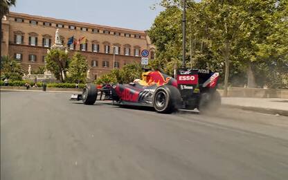 'Monza is calling', il video di Verstappen a Palermo in vista del GP