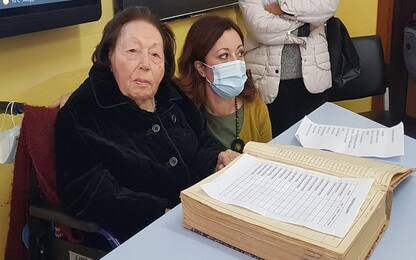 Caltanissetta, ex insegnante di 102 anni torna in classe per un giorno