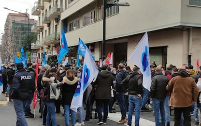 Catania, chiusa la vertenza su 130 esuberi Pfizer: esecutivo l'accordo