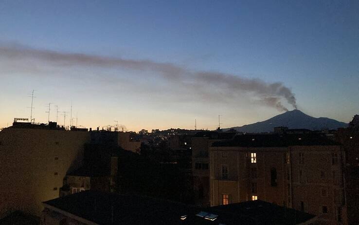 Il fumo proveniente dall'Etna