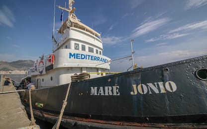 Migranti, milizie libiche sparano su nave Ong durante un soccorso