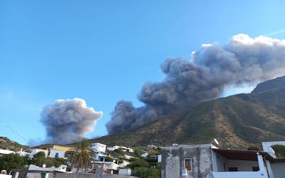 Eruzione Stromboli, il vulcano resta sorvegliato speciale