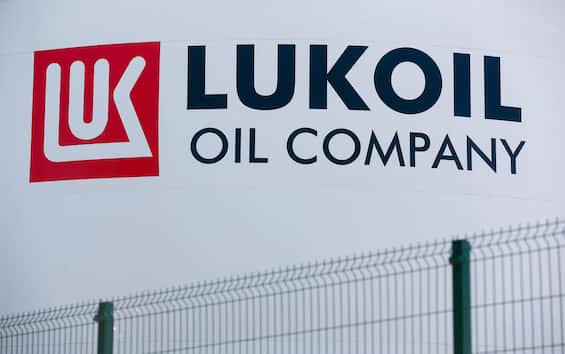 Lukoil Priolo, government versus trusteeship of the refinery