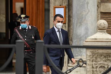Il ministro Luigi Di Maio lascia palazzo Madama al termine della seduta del Senato, Roma, 20 maggio 2020.
ANSA/ALESSANDRO DI MEO