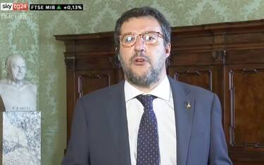 Salvini a Sky TG24: "Assurdo limite a uso contante"
