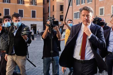 Renzi indagato per finanziamento illecito ai partiti a Firenze