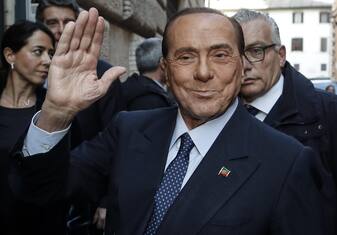 Tv, Milan, politica e processi: fotostoria di Silvio Berlusconi