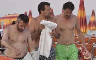 Matteo Salvini a Milano Marittima (Ravenna), 30 luglio 2020. Il leader della Lega è arrivato nel tardo pomeriggio al Papeete Beach dopo che il Senato ha autorizzato il processo all'ex ministro ldell'Interno perla vicenda Open Arms. ANSA/FILIPPO VENEZIA