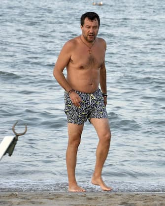 Matteo Salvini a Milano Marittima (Ravenna), 30 luglio 2020. Il leader della Lega Ã¨ arrivato nel tardo pomeriggio al Papeete Beach dopo che il Senato ha autorizzato il processo all'ex ministro ldell'Interno perla vicenda Open Arms. ANSA/FILIPPO VENEZIA