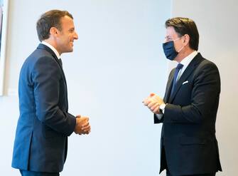 Incontro tra il premier Giuseppe Conte e il presidente francese Emmanuel Macron, alla vigilia del Consiglio europeo straordinario su Recovery fund e Bilancio pluriennale, Bruxelles 16 luglio 2020.
ANSA/FILIPPO ATTILI - uff. stampa Presidenza Consiglio dei Ministri