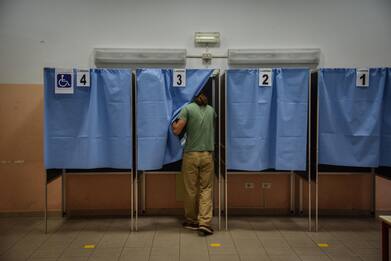 Elezioni, matite cancellabili: chiesta verifica in provincia di Lecco