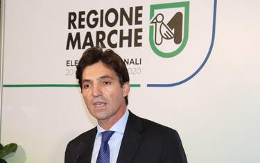 Scuola, ordinanza Acquaroli: Dad al 100% superiori Marche