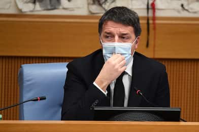 Crisi governo, Renzi: "Le ministre di Italia Viva si dimettono"