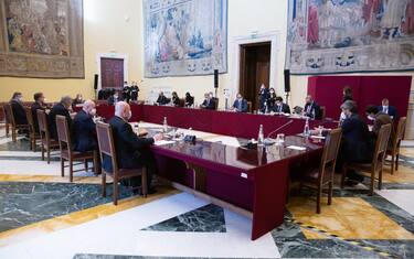Crisi di governo, si tratta sul programma. Ma ancora tanti i nodi