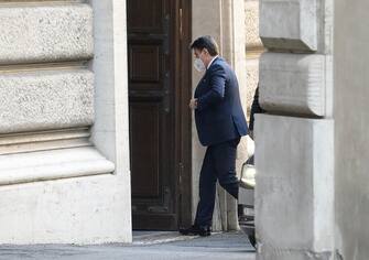 Italian premier Giuseppe Conte arrives at Parlament after resign to Italian president Sergio Mattarella in Rome, Italy, 26 January 2021. ANSA/CLAUDIO PERI - ANGELO CARCONI
