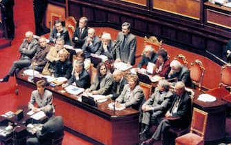 26-10-1998 Roma
Archivio Storico
Nella Foto: Governo D'Alema 1998, Discussione al Senato Voto fiducia Governo D'Alema. Il banco dei Ministri mentre interviene Massimo D'Alema