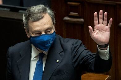Governo Draghi ottiene la fiducia alla Camera: le news del 18 febbraio