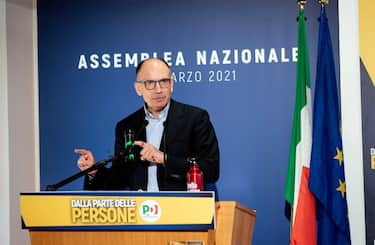 Enrico Letta nel suo intervento in assemblea Pd, Roma, 14 marzo 2021.
ANSA/ UFFICIO STAMPA PD
+++ ANSA PROVIDES ACCESS TO THIS HANDOUT PHOTO TO BE USED SOLELY TO ILLUSTRATE NEWS REPORTING OR COMMENTARY ON THE FACTS OR EVENTS DEPICTED IN THIS IMAGE; NO ARCHIVING; NO LICENSING +++