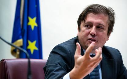 Sileri: "Via mascherine al chiuso? Auspicabilmente il prossimo mese"