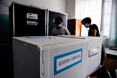 Elezioni comunali 2021, il ballottaggio a Caserta: i candidati
