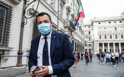 Salvini a Letta: "Mettiamo fuorilegge tutte le realtà violente"