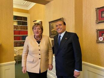Berlusconi: "Draghi al Colle? Come premier più vantaggi a Paese"
