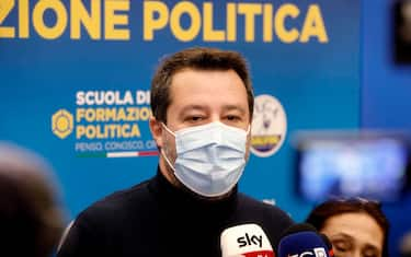 Il leader della Lega Matteo Salvini al punto stampa della scuola di formazione politica a palazzo Castiglioni a Milano, 6 novembre 2021.ANSA/MOURAD BALTI TOUATI