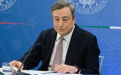 Bollette, Draghi: "6 miliardi per aiutare le famiglie"