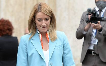 Metsola: "Non condivido parole Berlusconi su Zelensky. Meloni tosta"