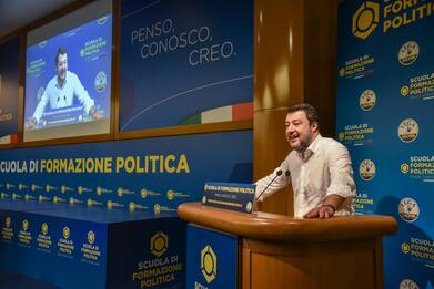Pnrr, Salvini: "Richiami da Ue? Siamo in grado di governarci da soli"