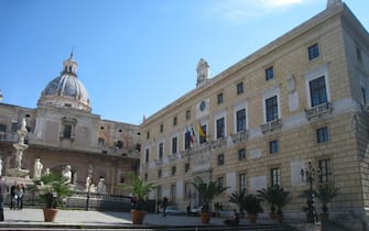 Il municipio di Palermo dove  Garidaldi il 27 maggio 1860 combattè e vinse l'esercito borbonico, liberando la città. ANSA/FRANCO LANNINO