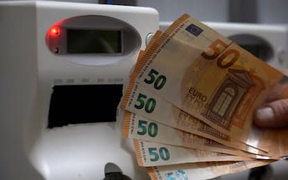 Bollette, per il gas previsti aumenti di 120 euro l'anno