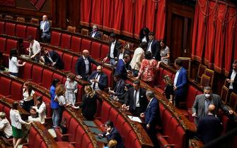 I deputati del Movimento 5 Stelle non partecipano al voto finale sul dl Aiuti alla Camera dei Deputati, Roma, 11 luglio 2022. ANSA/RICCARDO ANTIMIANI