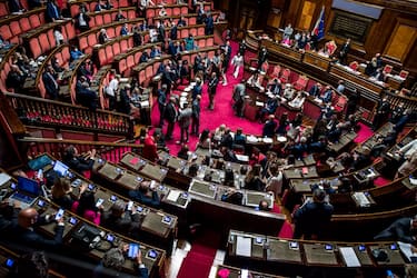 I banchi del M5s nell'aula durante il voto di fiducia al decreto aiuti al Senato, Roma, 14 luglio 2022. ANSA/ANGELO CARCONI