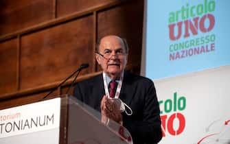 Pier Luigi Bersani al congresso di Articolo Uno a Roma, 24 aprile 2022.
ANSA/MASSIMO PERCOSSI