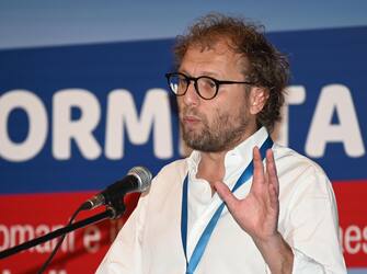 Luca Lotti Luca Lotti, ex ministro e deputato autosospeso dal Pd dopo lo scandalo sulle nomine nelle procure, durante la prima riunione di Base riformista, neonata corrente interna al Pd che fa capo allo stesso Lotti e a Lorenzo Guerini. a Montecatini Terme (Pistoia), 05 luglio 2019.
ANSA/CLAUDIO GIOVANNINI