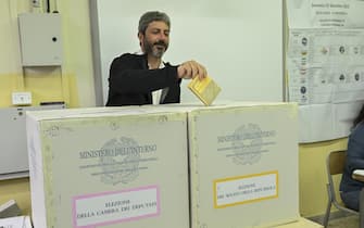 Italian Lower House s President, Roberto Fico, votes in the Italian general election at a polling station in Naples, Italy, 25 September 2022. Italy holds its general snap election on 25 September following its prime minister's resignation in July. Final results are expected to be announced on 26 September. 
ANSA/CIRO FUSCO