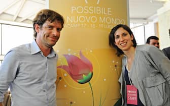 Pippo Civati, fondatore del movimento 'Possibile', con Elly Schlein durante l'apertura della convention Politicamp 2015 intitolata "Possibile un nuovo mondo", alla Limonaia di Villa Strozzi, Firenze, 17 luglio 2015. ANSA/ MAURIZIO DEGL'INNOCENTI