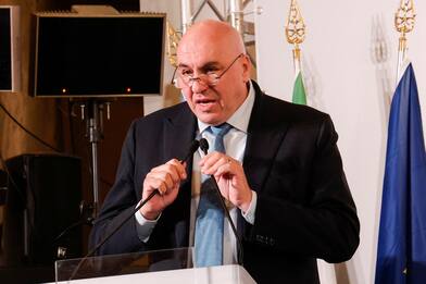 Berlino replica a Crosetto: “Salvare migranti è dovere giuridico”