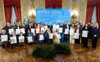 Roma - Il Presidente della Repubblica Sergio Mattarella al termine della cerimonia di consegna delle onorificenze dell’Ordine al Merito della Repubblica italiana conferite motu proprio, oggi 31 marzo 2023.
(Foto di Paolo Giandotti - Ufficio per la Stampa e la Comunicazione della Presidenza della Repubblica)